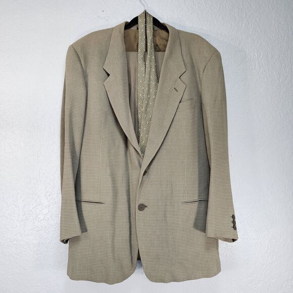 Vintage Giorgio Armani Le Collezioni Suit 42L Made in Italy Wool Rayon - Picture 1 of 11